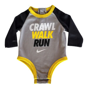 Nike Baby Boy Gray Black Yellow CRAWL WALK RUN SWOOSH LongSleve Bodysuit Size:3M